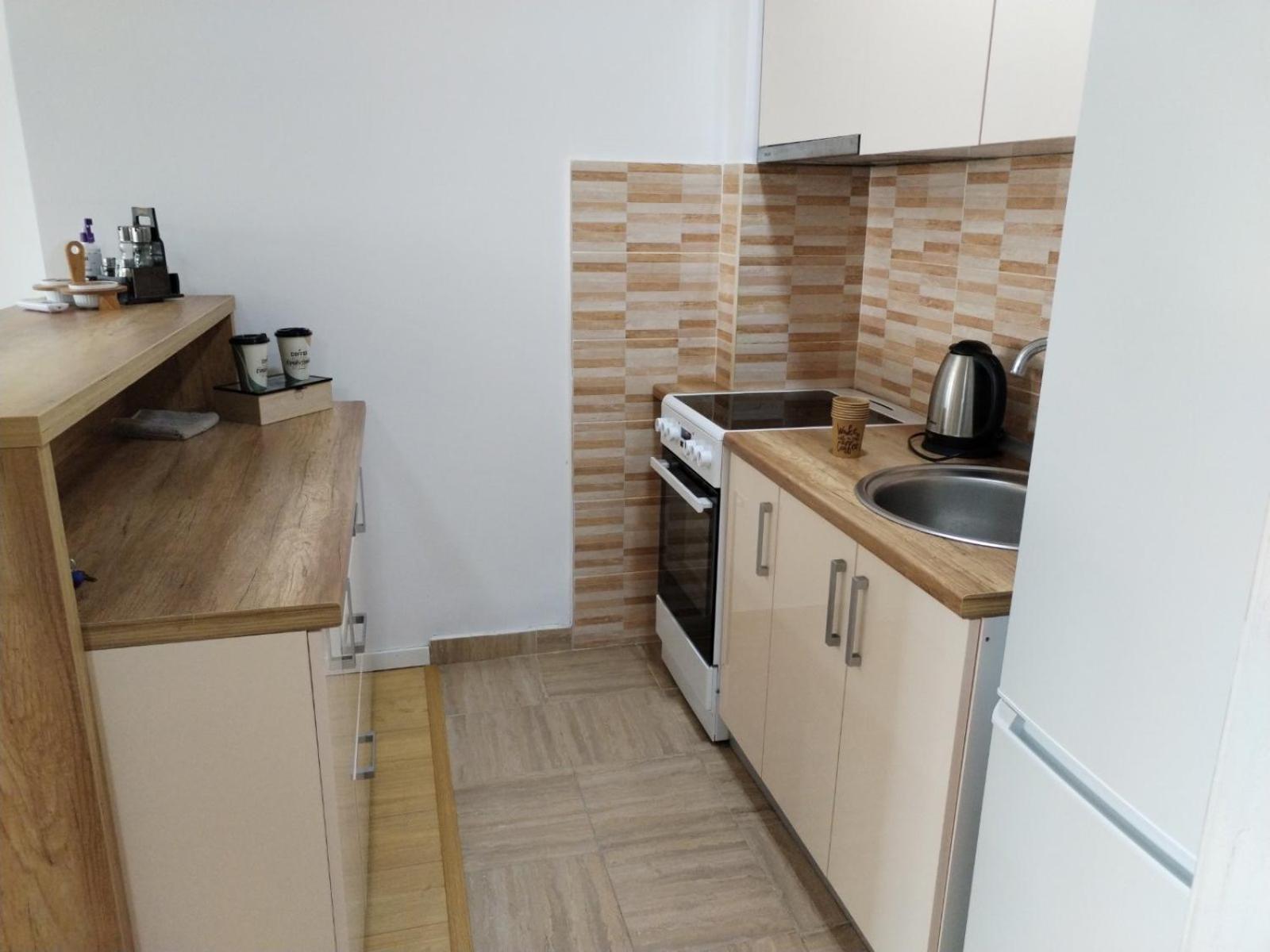 Maya Apartment Szkopje Kültér fotó